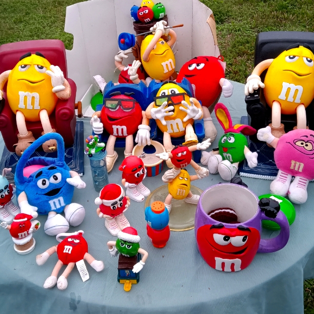 M&M’sフィギュア5体セット マック海外2002年レア M&M'sフィギュア5体セット マック海外2002年レア M&M'sフィギュア5体